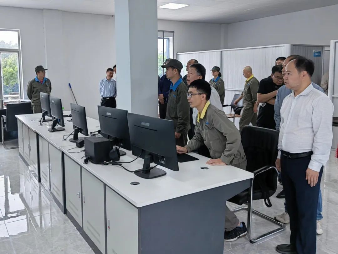 金奥博“JK-HK型无固定操作人员乳化炸药生产工艺和装备”通过科技成果鉴定 金奥博“JK-HK型无固定操作人员乳化炸药生产工艺和装备”通过科技成果鉴定